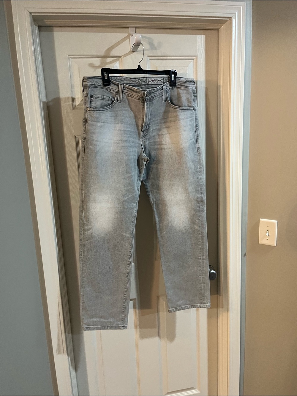 Ag Adriano Goldschmied Men's Light Gray Washed Slim Jeans
